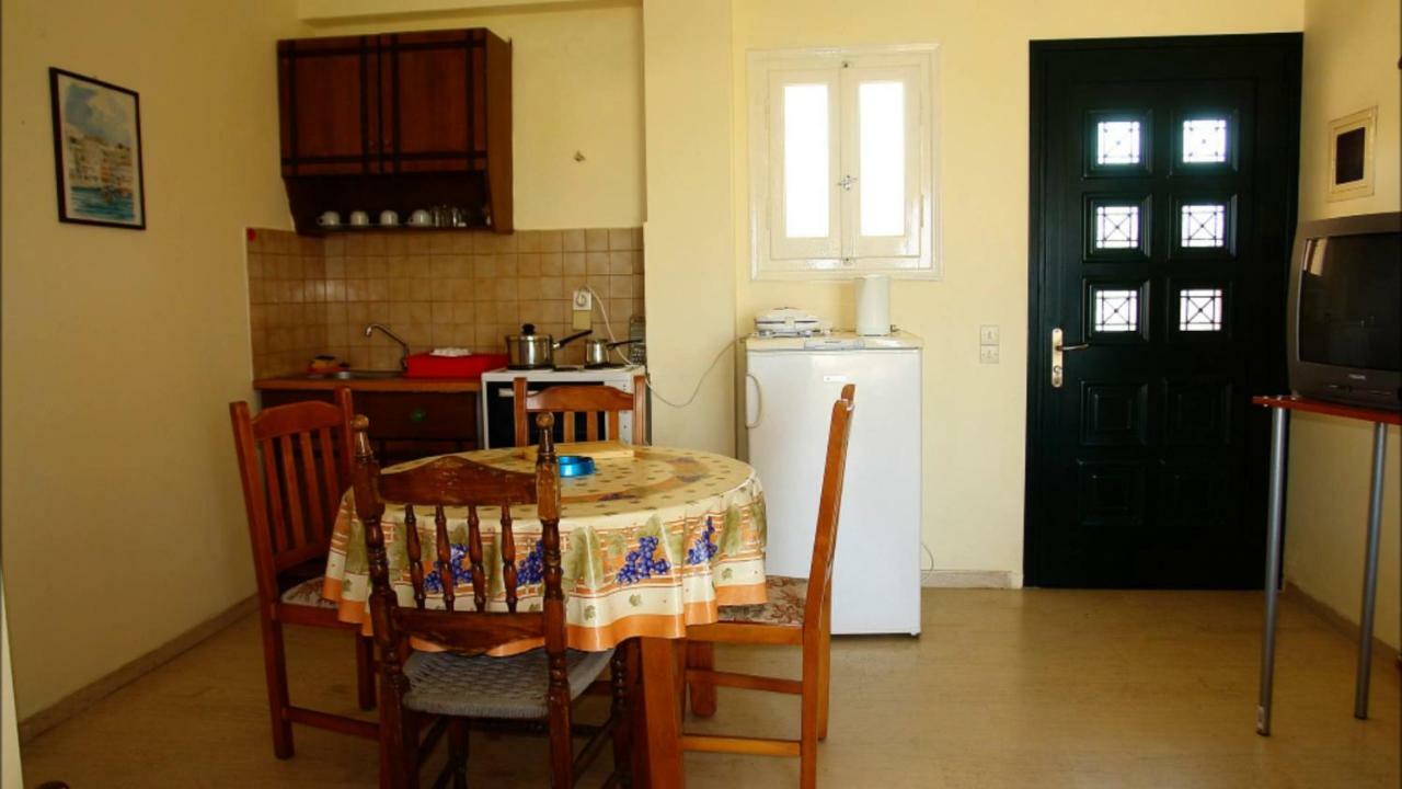 Makris Apartments Roda (Corfu) Exterior foto